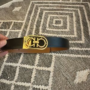 Salvatore Ferragamo Gancini Reversible Belt
